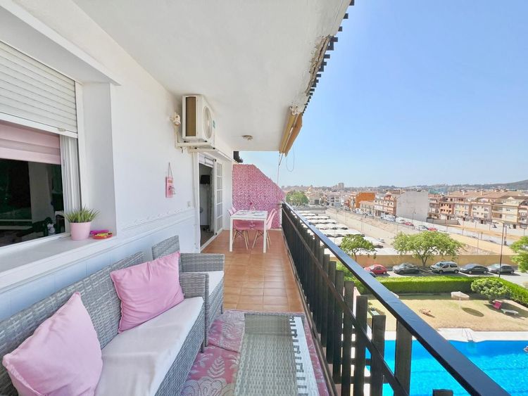 Apartment | Resale in Las Lagunas in Las Lagunas, Costa del Sol - Photo 2