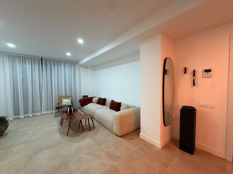 Apartment | Resale in Estepona in Estepona, Costa del Sol - Photo 2