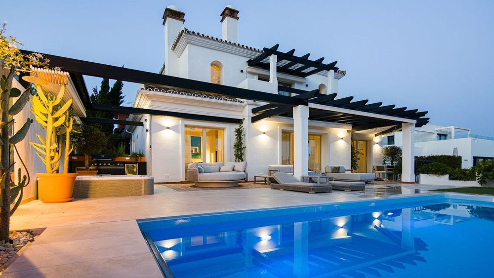 House | Resale in Las Chapas in Las Chapas, Costa del Sol - Main property photo