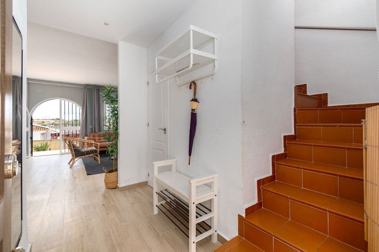 House | Resale in Mijas in Mijas Others, Costa del Sol - Photo 5