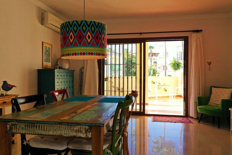 House | Resale in Nerja in Nerja, Costa del Sol - Photo 4