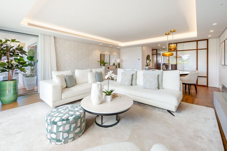 Apartment | Resale in The Golden Mile in The Golden Mile, Costa del Sol - Photo 3