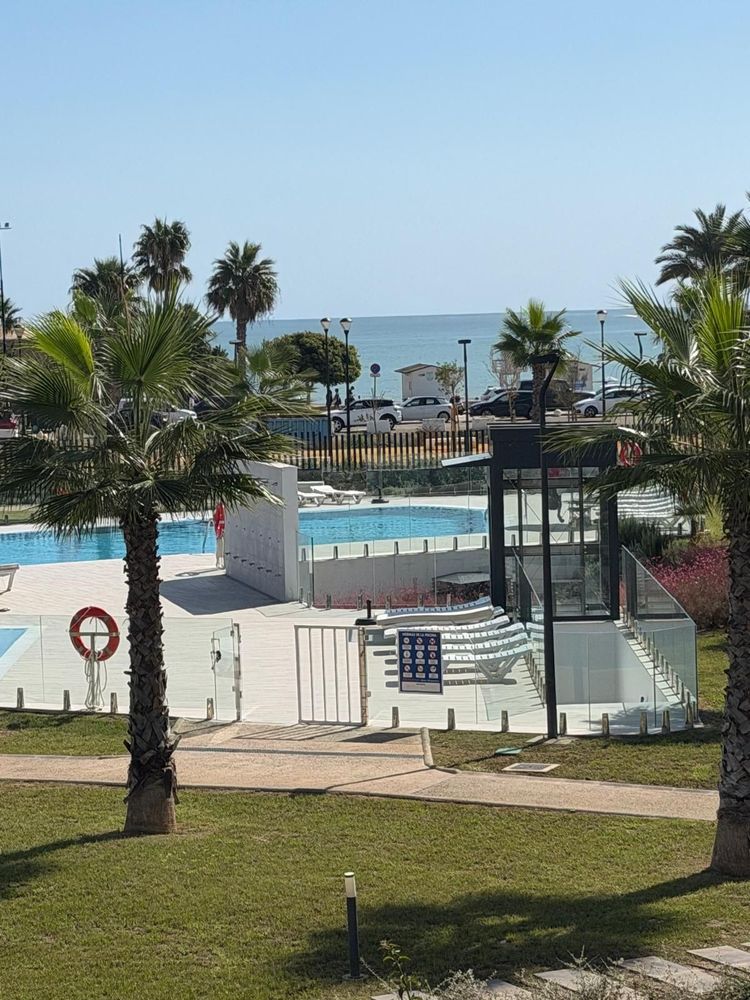 Apartment | Resale in Los Alamos in Los Alamos, Playamar, Costa del Sol - Main property photo