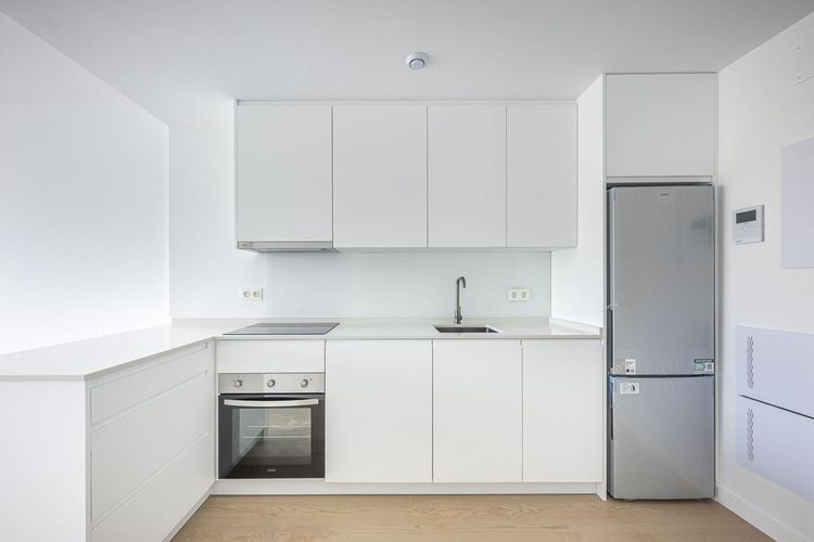 Apartment | Resale in Los Boliches in Los Boliches, Costa del Sol - Photo 3