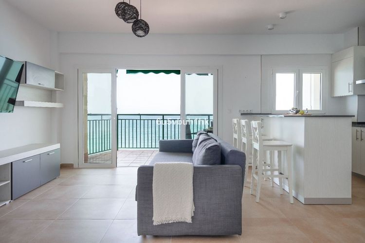 Apartment | Resale in Fuengirola in Fuengirola Others, Costa del Sol - Photo 4