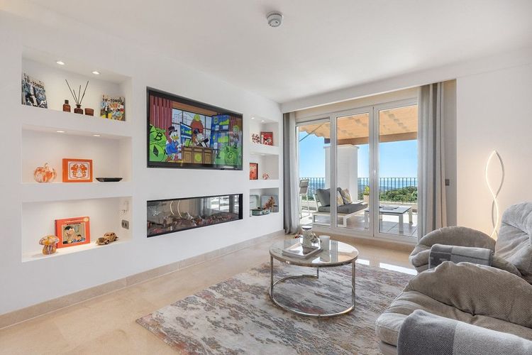 Penthouse | Resale in Marbella in Marbella Others, Costa del Sol - Photo 4