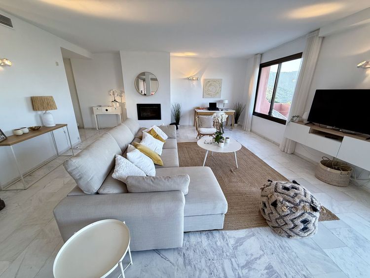 Apartment | Resale in La Mairena - Development photo 1