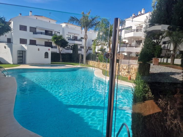 Apartment | Resale in Costalita in Costalita, Costa del Sol - Photo 3