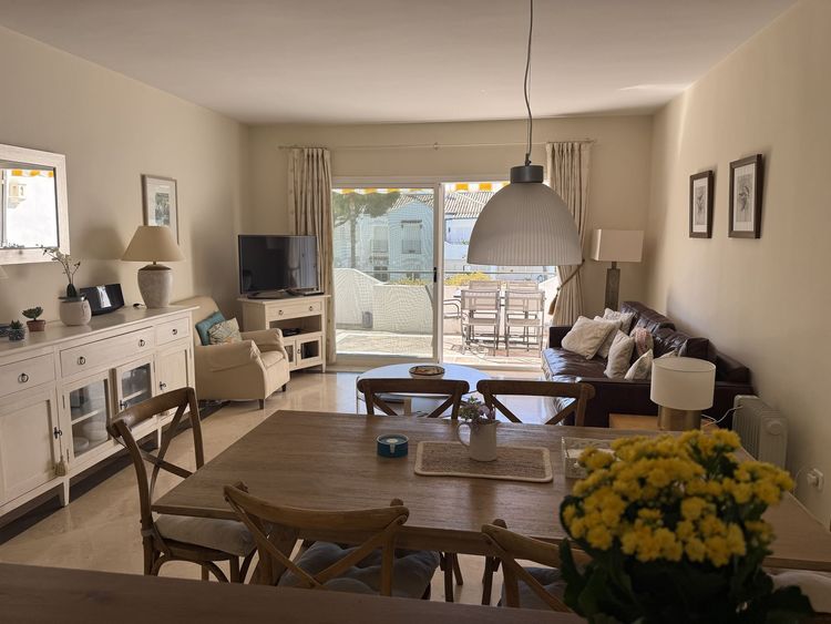 listing card gallery