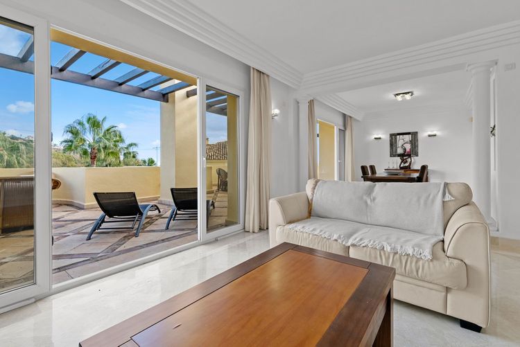 Penthouse | Resale in Casares Playa in Casares Playa, Costa del Sol - Photo 3