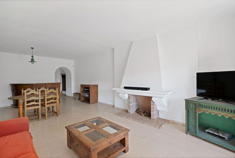 Apartment | Resale in Estepona in Estepona, Costa del Sol - Photo 4