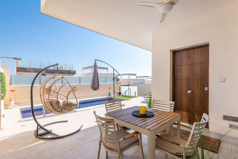 House | Resale in Orihuela Costa in Orihuela Costa, Costa Blanca - Main property photo