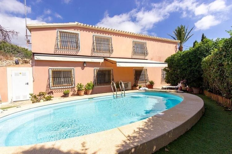 House | Resale in Finestrat in Finestrat, Costa Blanca - Main property photo