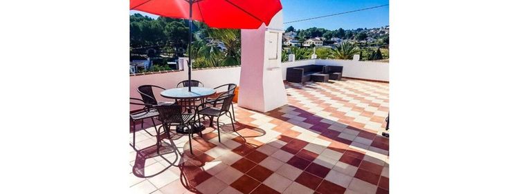 House | Resale in Javea in Javea, Costa Blanca - Photo 4