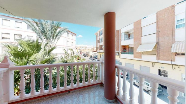 House | Resale in Sax in Costa Blanca - Photo 4