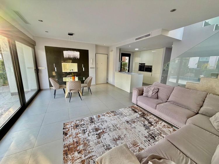 House | Resale in Rojales in Rojales, Costa Blanca - Photo 5