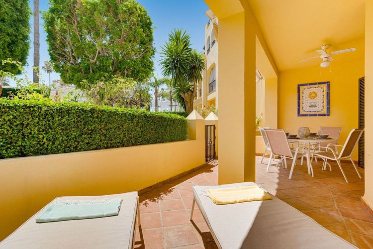 Apartment | Resale in Guadalmina Alta in Guadalmina Alta, Costa del Sol - Photo 5