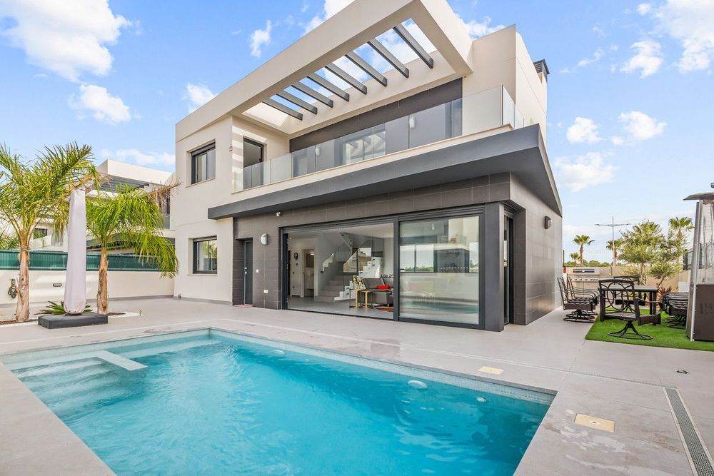 House | Resale in Algorfa in Algorfa, Costa Blanca - Main property photo