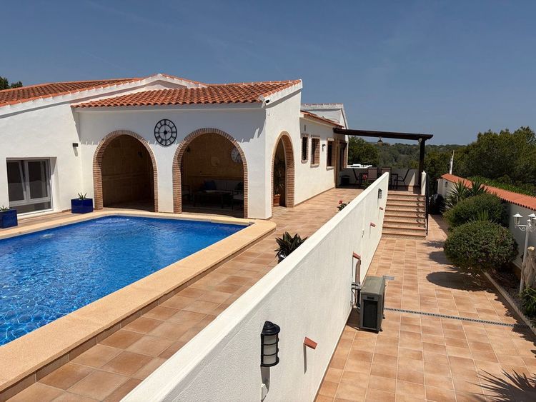 House | Resale in Pinar de Campoverde in Pinar de Campoverde, Costa Blanca - Photo 2