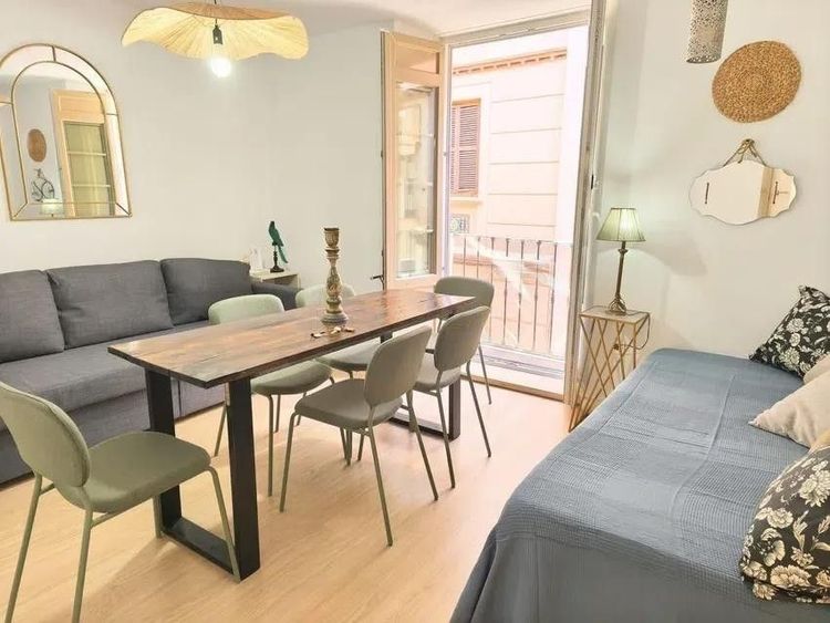Apartment | Resale in Málaga in Málaga, Costa del Sol - Photo 5