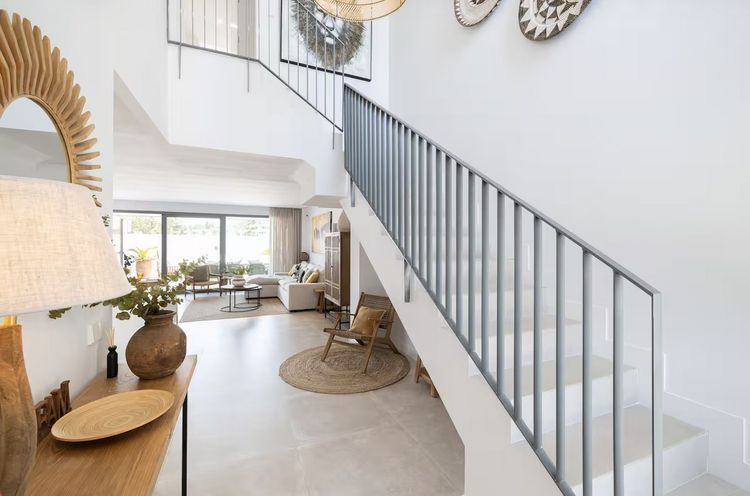 House | Resale in El Chaparral - Development photo 1