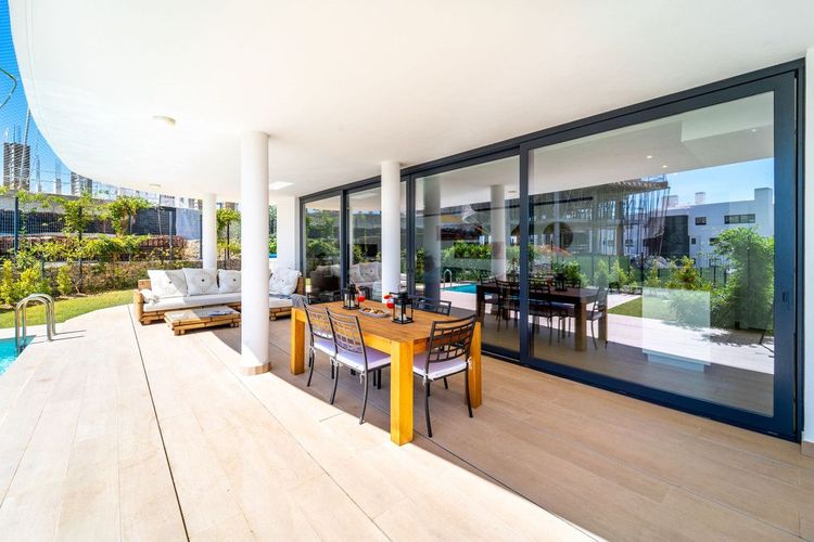 Apartment | Resale in Fuengirola in Fuengirola Others, Costa del Sol - Photo 5