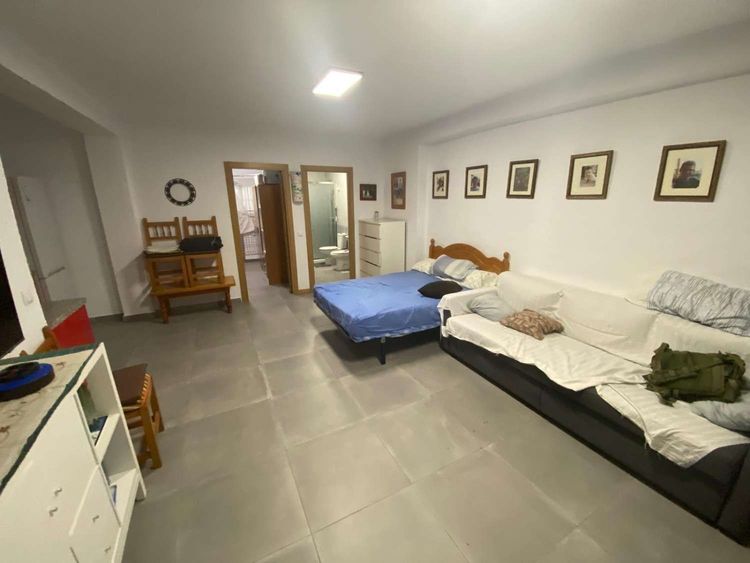 Apartment | Resale in Los Boliches in Los Boliches, Costa del Sol - Photo 3