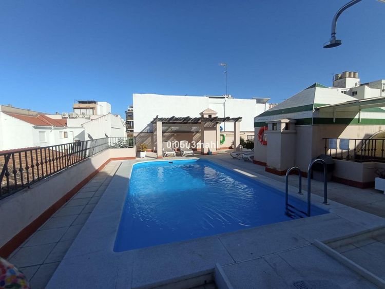 Apartment | Resale in Málaga in Málaga, Costa del Sol - Photo 2
