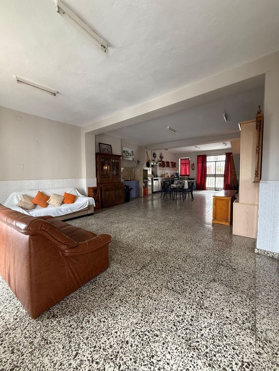 House | Resale in Guaro in Guaro, Costa del Sol - Photo 5