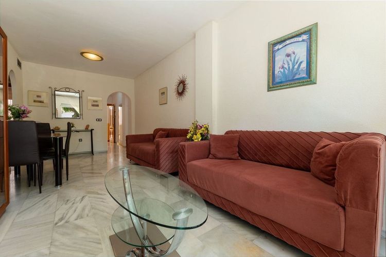 Apartment | Resale in Fuengirola in Fuengirola Others, Costa del Sol - Photo 3