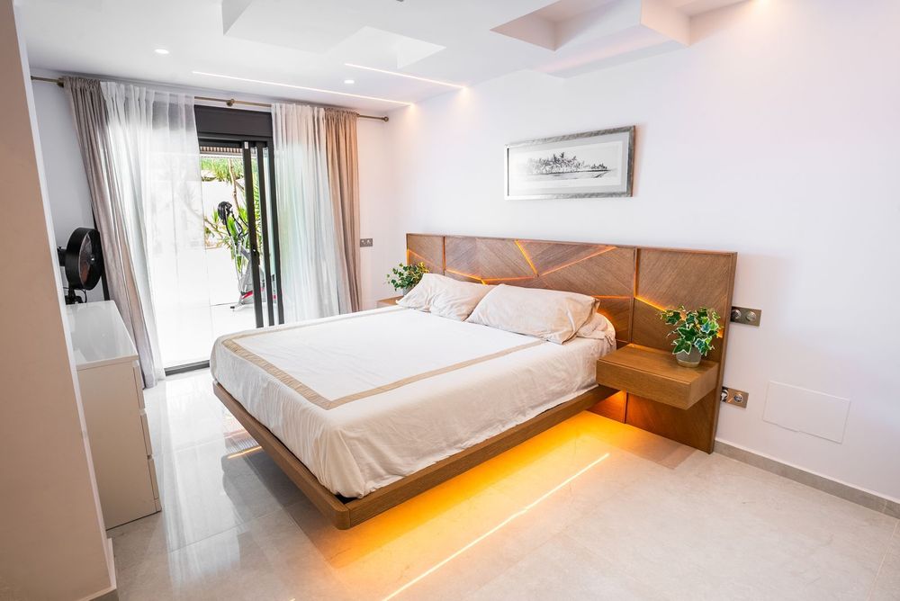 House | Resale in Estepona in Estepona, Costa del Sol - Main property photo