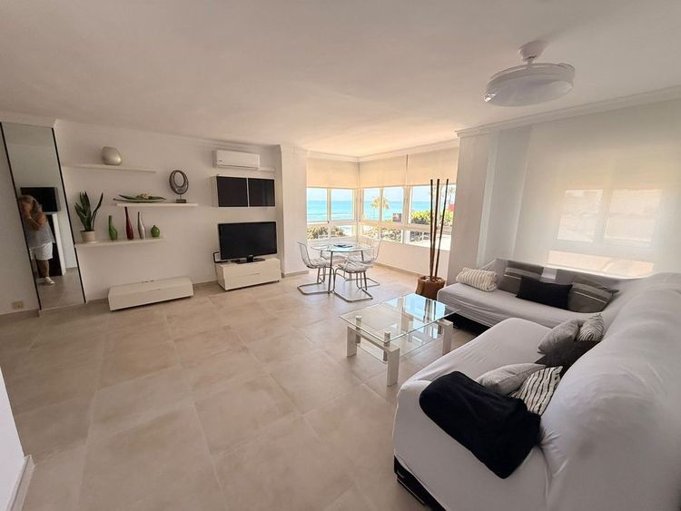 Apartment | Resale in Benalmadena in Benalmadena Others, Costa del Sol - Photo 4