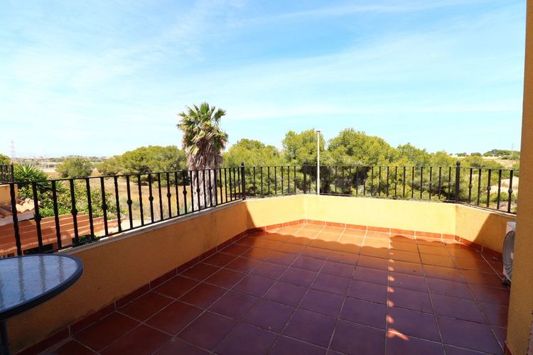 House | Resale in Lo Crispin in Lo Crispin, Costa Blanca - Photo 4