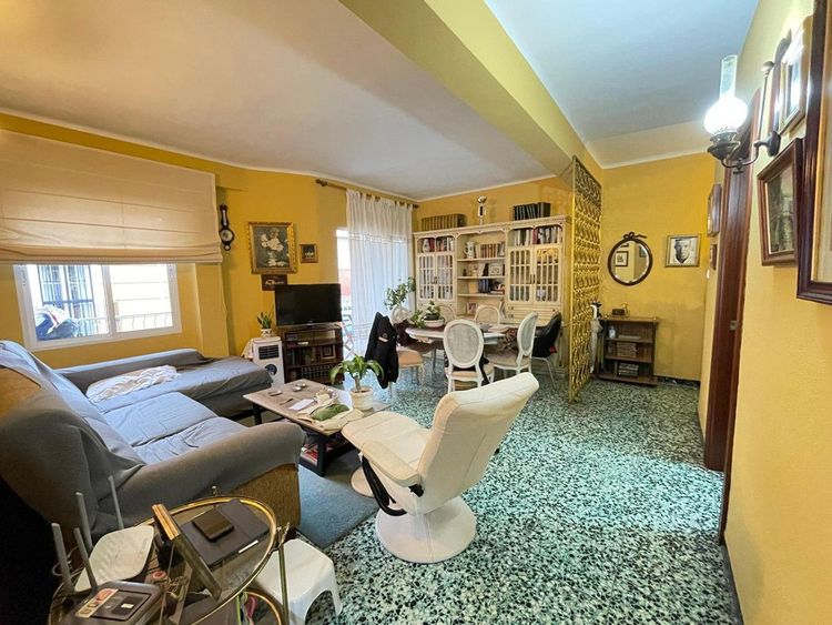 Apartment | Resale in Málaga in Málaga, Costa del Sol - Photo 5