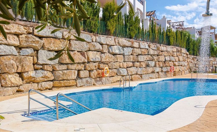 Apartment | Resale in Casares Playa in Casares Playa, Costa del Sol - Photo 4