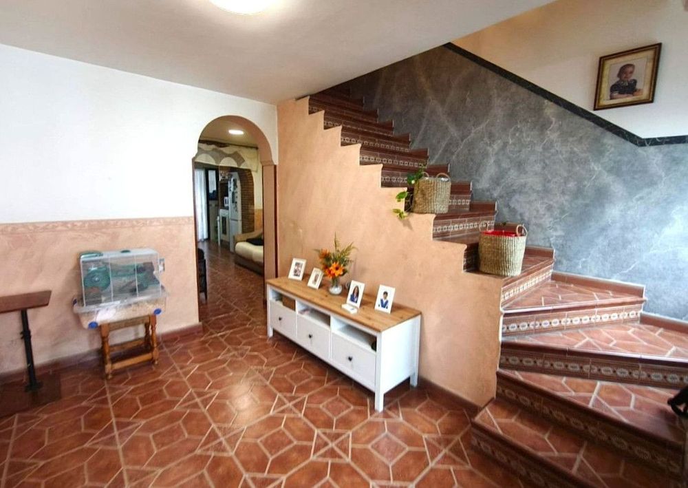 Apartment | Resale in Estepona in Estepona, Costa del Sol - Main property photo