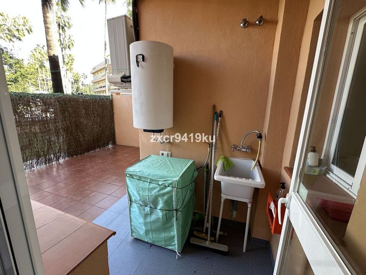 Apartment | Resale in Carib Playa in Carib Playa, Costa del Sol - Photo 3