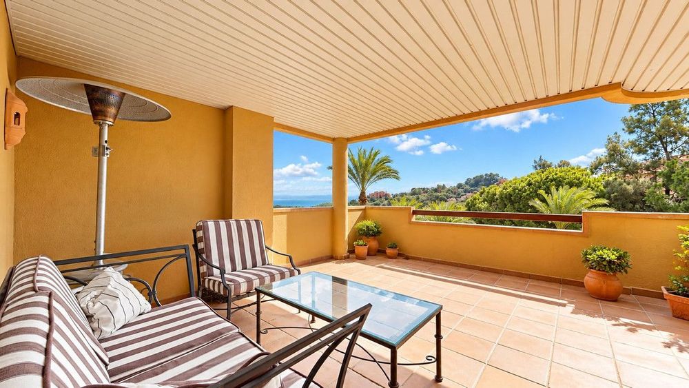 Apartment in La Mairena in La Mairena, Ojén, Costa del Sol - Main property photo