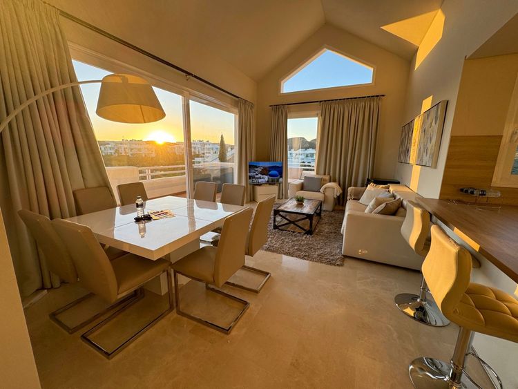 Penthouse | Resale in Alcazaba Lagoon - Development photo 1