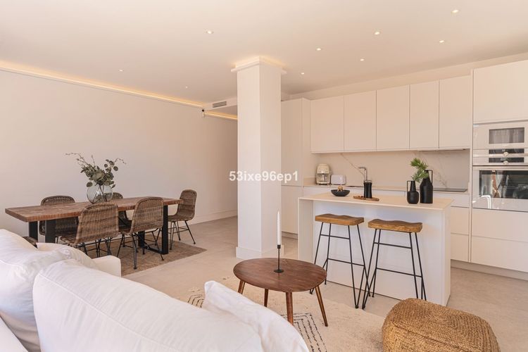 Apartment | Resale in El Paraiso - Development photo 1