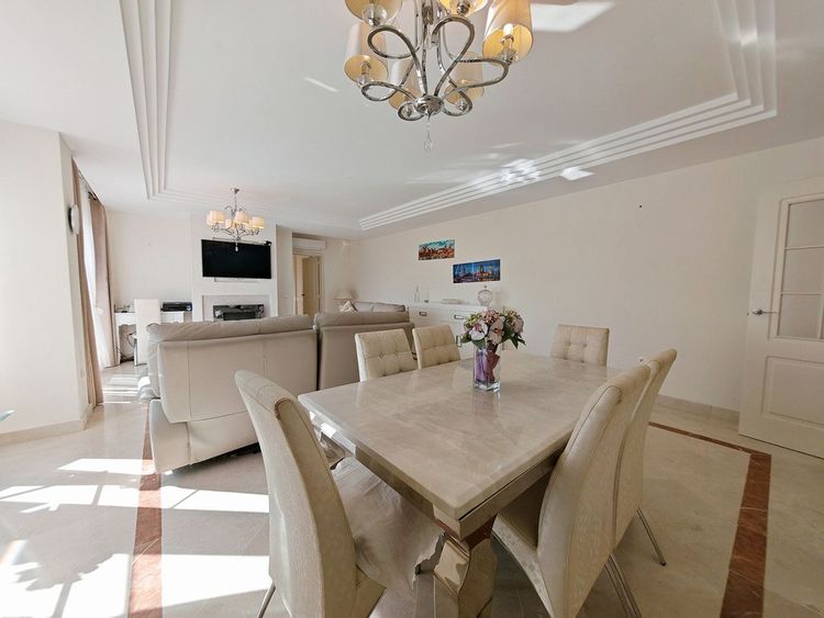 House | Resale in Riviera del Sol in Riviera del Sol, Costa del Sol - Photo 4