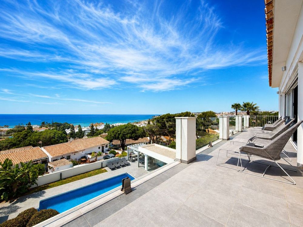 House | Resale in La Cala de Mijas in La Cala de Mijas, Costa del Sol - Main property photo