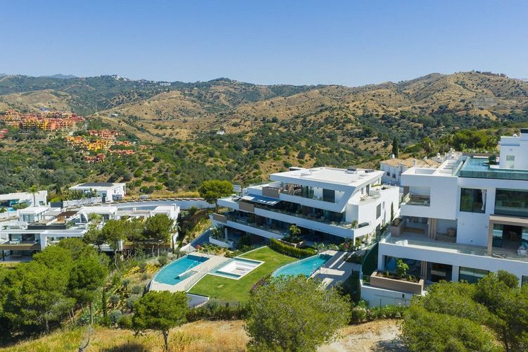 Apartment | Resale in Marbella in Marbella Others, Costa del Sol - Photo 4