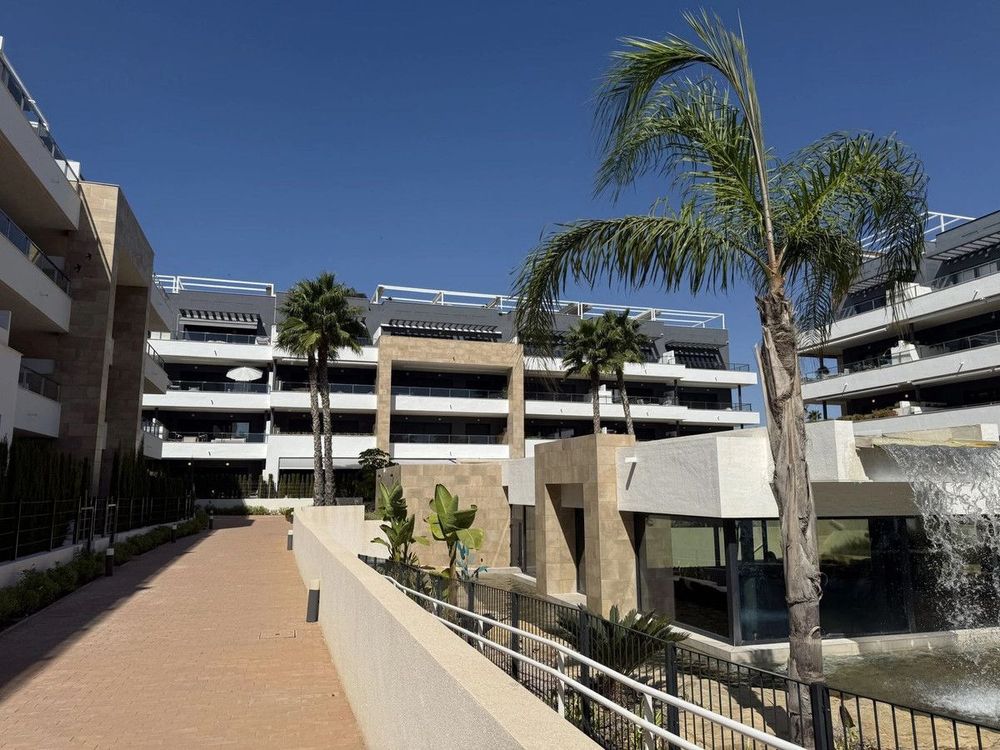 Penthouse | Resale in Playa Flamenca in Playa Flamenca, Costa Blanca - Main property photo