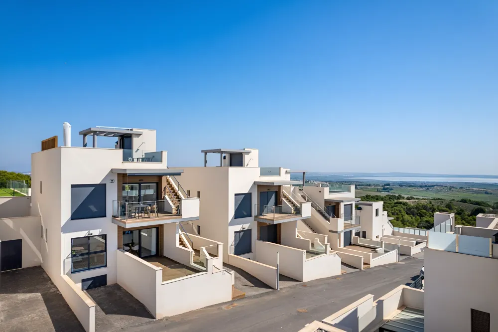 Bellavista Bungalows in San Miguel de Salinas, Costa Blanca - Main property photo
