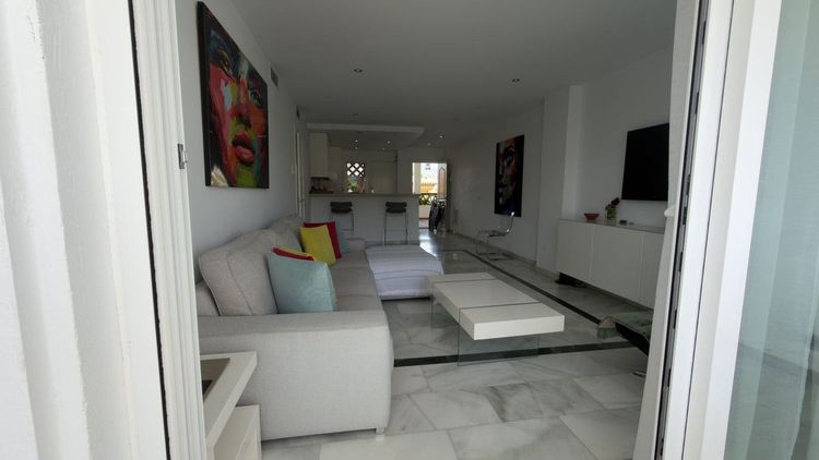 Apartment | Resale in Puerto Banús in Puerto Banús, Nueva Andalucía, Costa del Sol - Photo 5