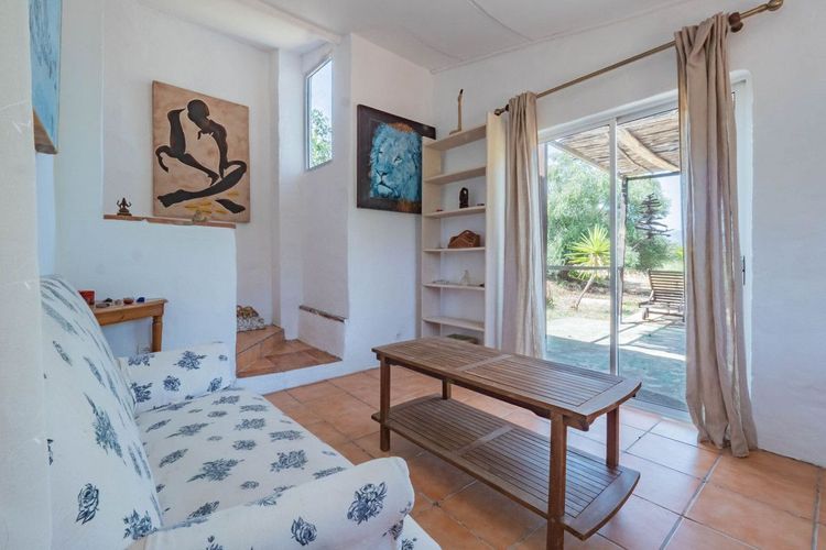 House | Resale in Coín in Coín, Costa del Sol - Photo 3