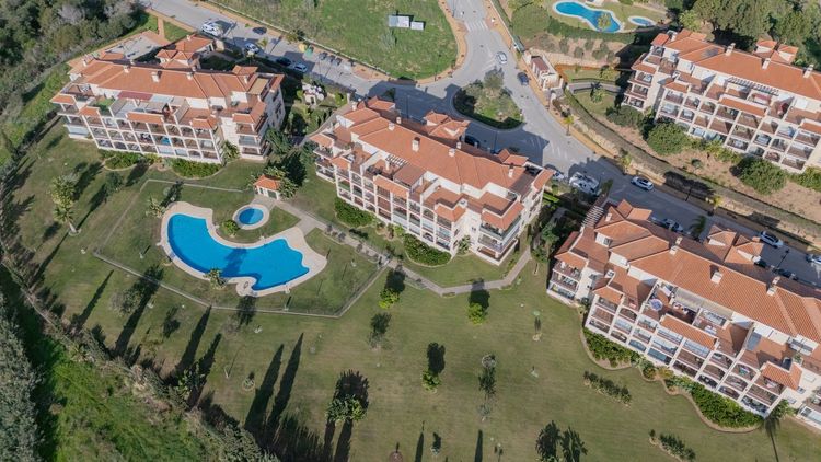 Apartment | Resale in Mijas Costa in Mijas Costa, Costa del Sol - Photo 2