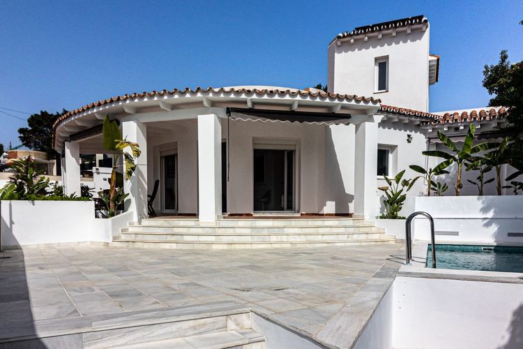 House | Resale in Benalmadena Costa in Benalmadena Costa, Costa del Sol - Photo 3