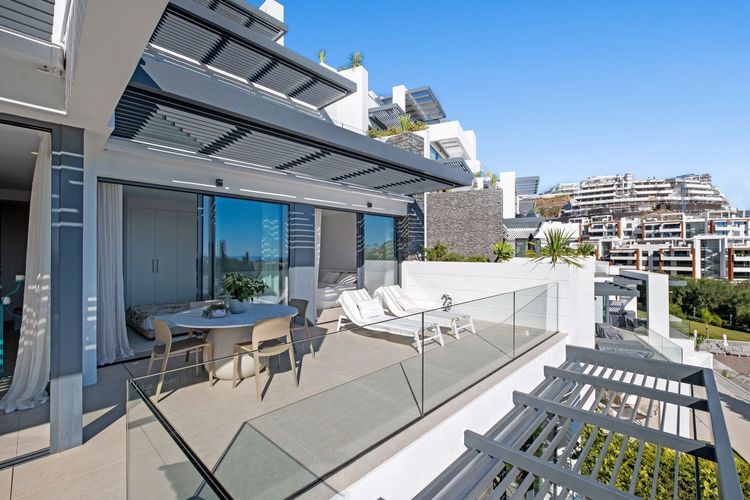 Apartment | Resale in La Quinta in La Quinta, Costa del Sol - Photo 2